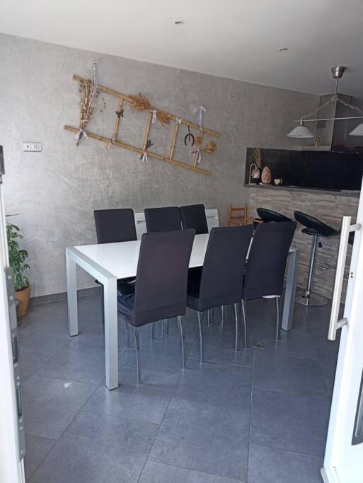 Hargarten-aux-Mines Appartement De 70M2 Tout Equipe מראה חיצוני תמונה